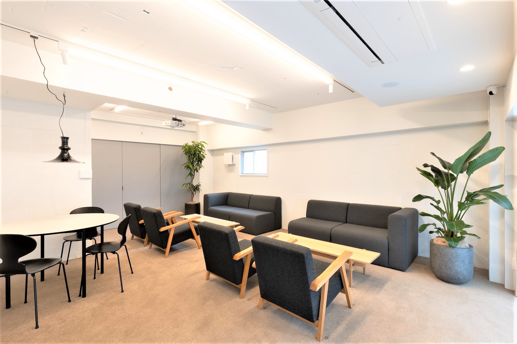 ROOM1